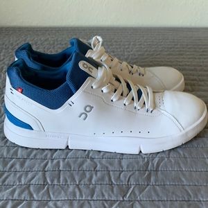 ON Cloud Running Shoes - The Roger